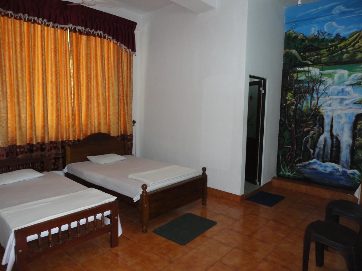 White Elephant Hotel Maskeliya Quarto foto